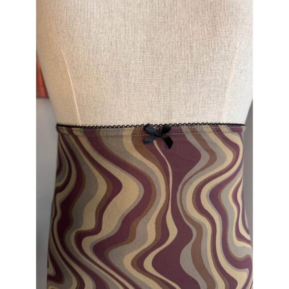 Urban Outfitter Y2K Style Wave Printed Maxi Mesh Maxi Skirt - Picture 6 of 10